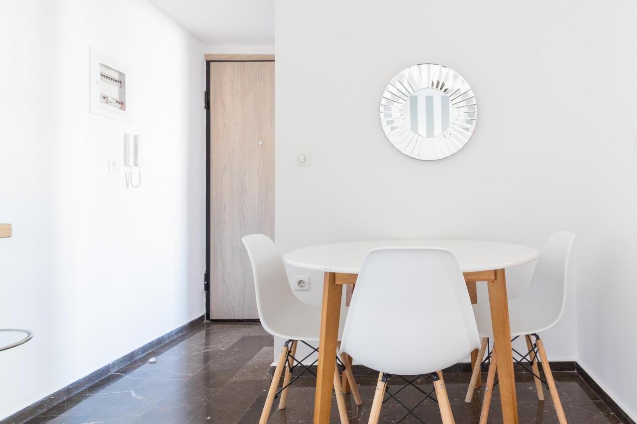 Retropolitan Living Apartment